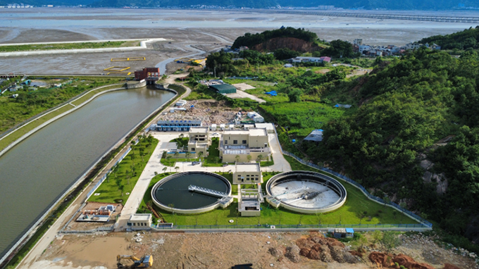 �����ж�����ˮ����������������Ŀ